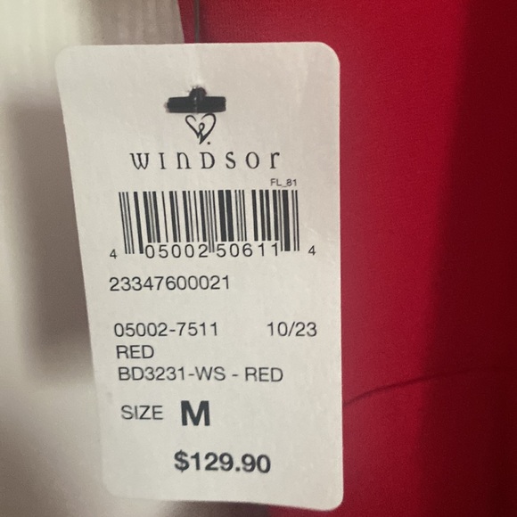 Red formal floor length dress perfect for Prom, bridesmaid or wedding guest! - Picture 6 of 6